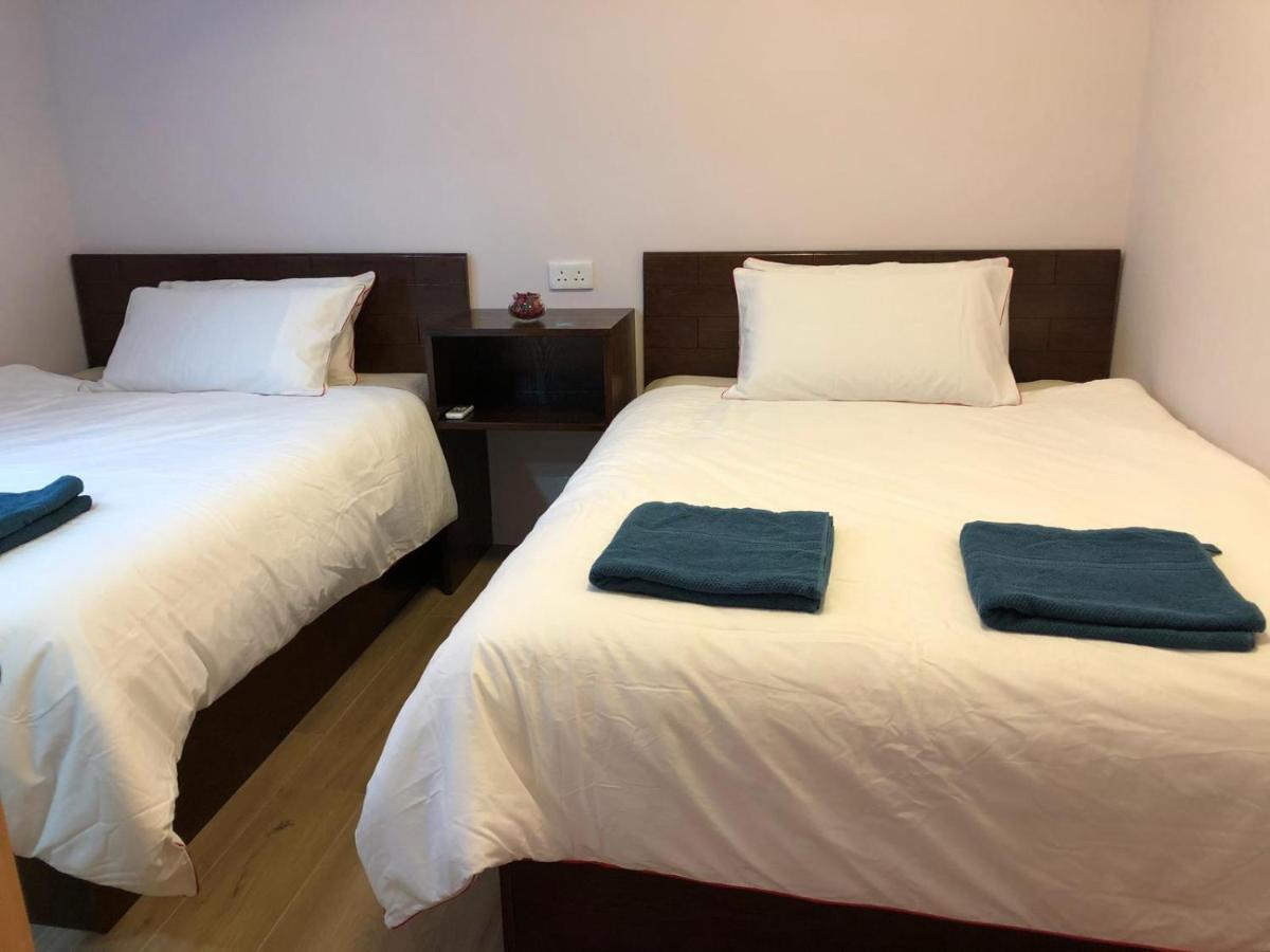 New hoover hostel Hongkong Exterior foto